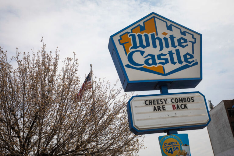 Robots cocineros White Castle