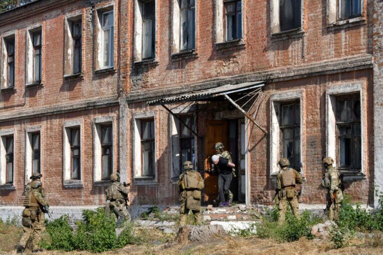 AP disidentes Ucrania SBU servicio inteligencia ucranianos