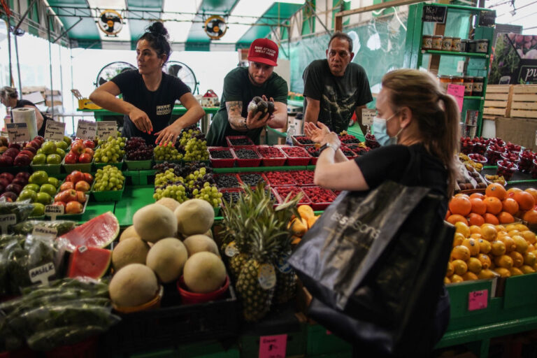canadienses, crisis de alimentos canadá inflación