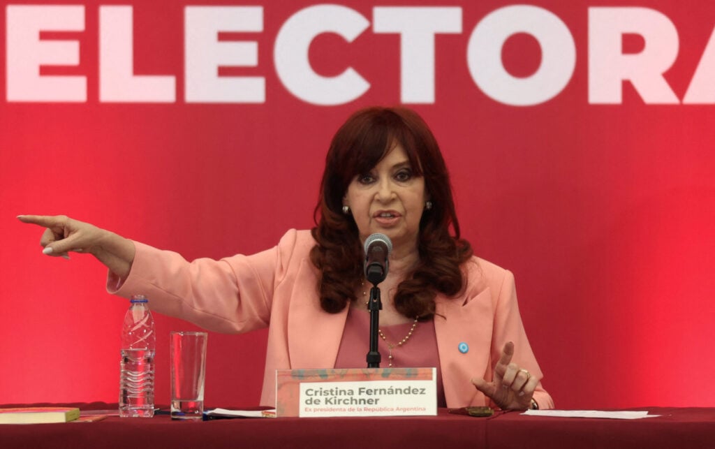 La candidatura de Cristina Kirchner agita el calendario y reconfigura la pulseada en la provincia de Buenos Aires